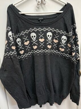 torrid Grey Skull & Heart Sweater
